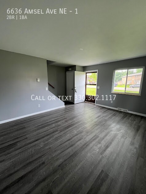 Foto del edificio - 6636 Amsel Ave NE