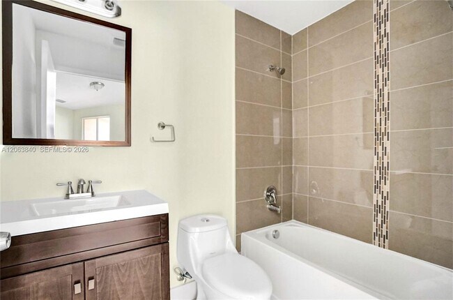Foto del edificio - 4643 NW 15th Ct