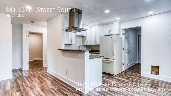 Building Photo - 861 137th St S