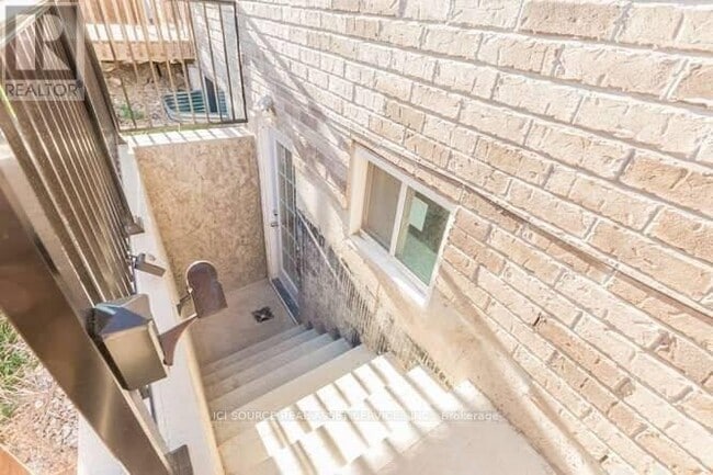 Photo du bâtiment - 146 Goodwin Cres