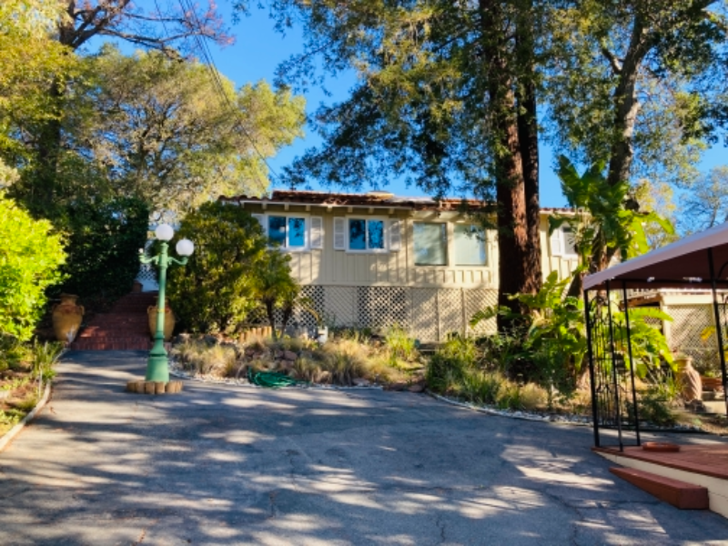 Primary Photo - 158 Oakvale Rd
