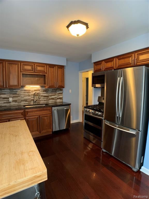 Foto del edificio - 3846 Prairie Ave