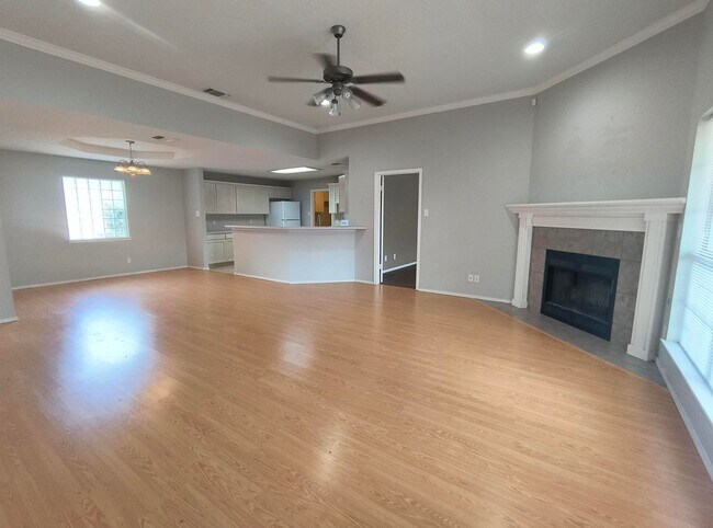 Foto del edificio - Nice and Spacious 3 bedroom, 2 bath home in Southland AVAILABLE NOW!