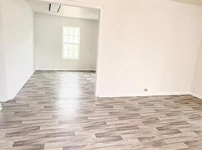 Foto del edificio - 335 Delaware St