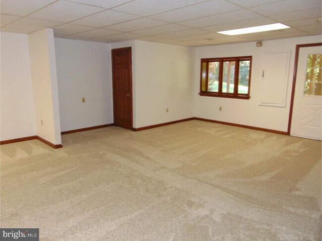 Foto del edificio - 1175 Osborne Rd