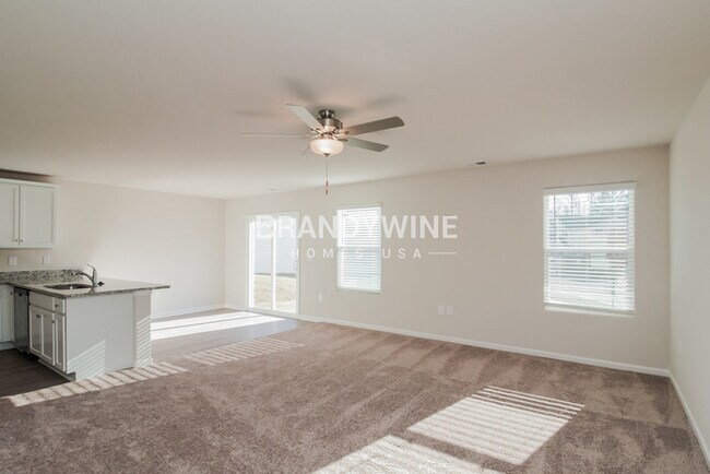 Building Photo - NEW Lower Rental Rate Leasing Special: Mar...