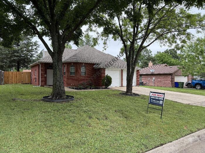 Primary Photo - 713 Grandview Ave