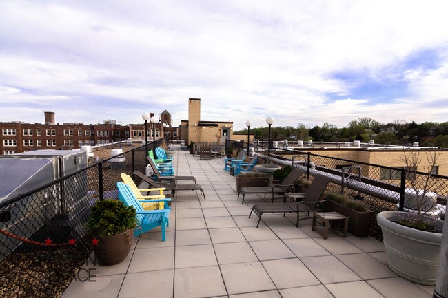 Foto del edificio - 3701 Connecticut Ave NW