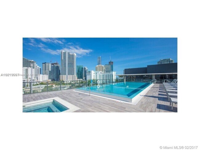 Foto del edificio - 201 SW 17th Rd  311 Miami Fl 33129
