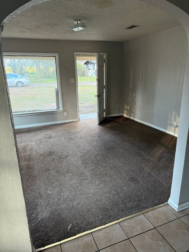 Foto del edificio - 3453 Desoto St