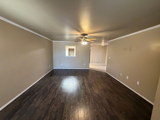 Foto del edificio - 502 N Clinton Ave