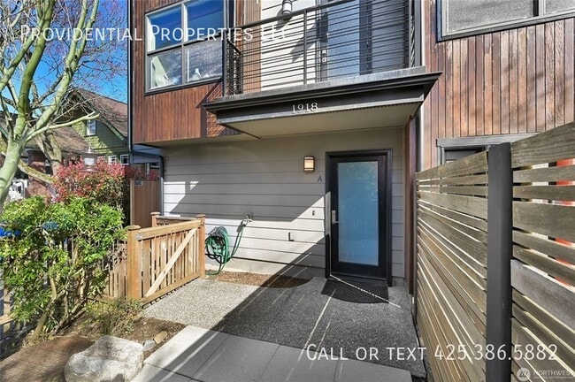 Photo - 1918A N 46th St Townhome