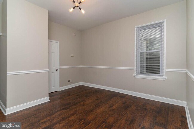 Foto del edificio - 551 E 38th St
