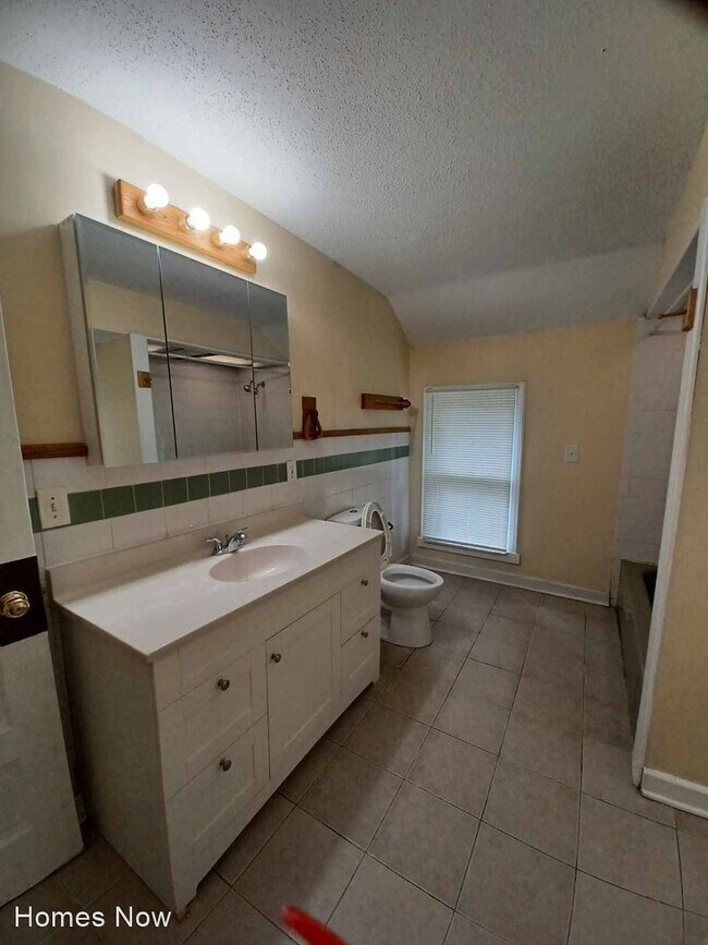 Building Photo - 2 br, 1 bath House - 1309 Jackson St