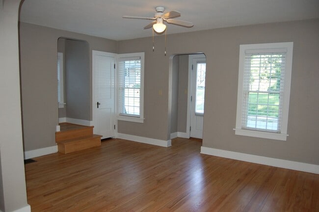 Building Photo - 228 Melrose Ct