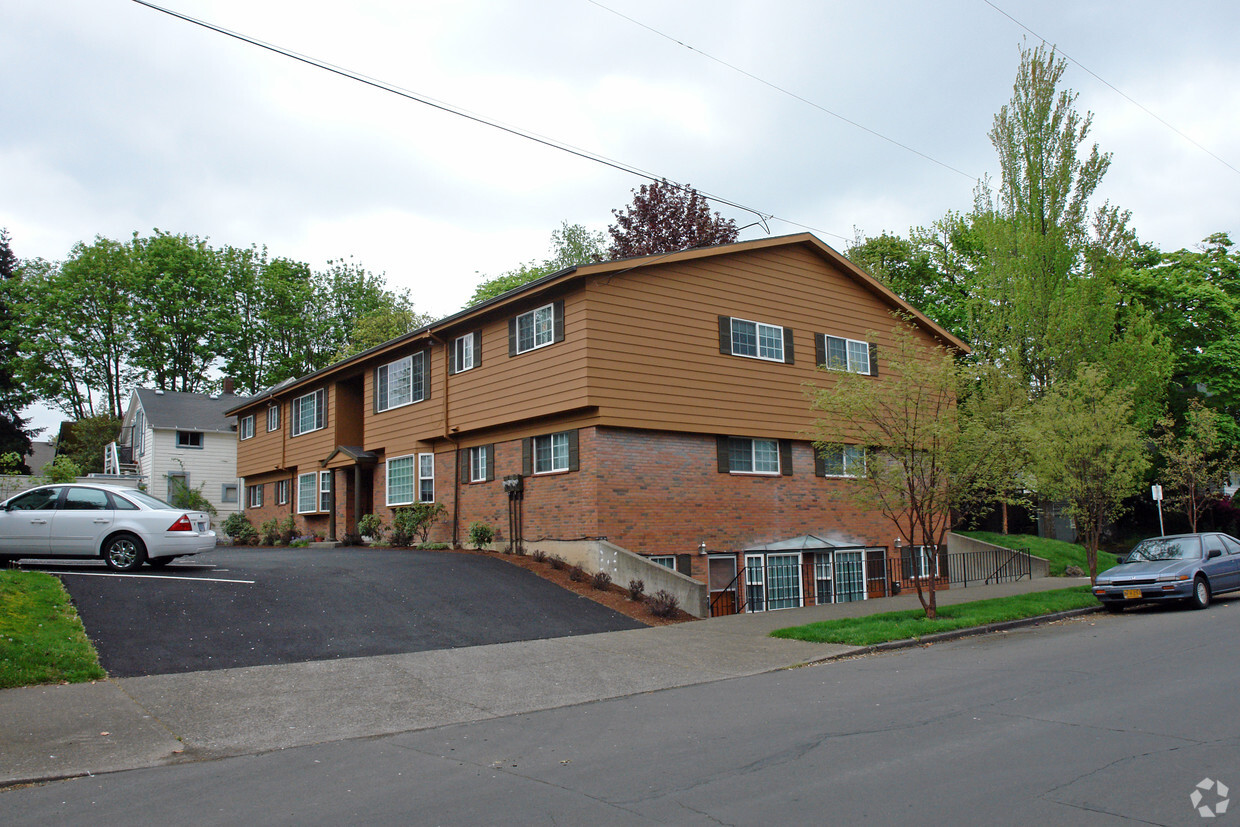 Primary Photo - Regal Terrace Apartments