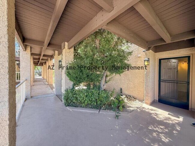Foto del edificio - 7402 E Carefree Dr