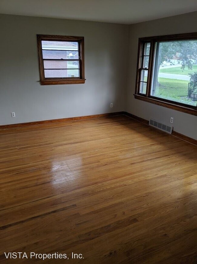 Building Photo - 4 br, 1 bath House - 1721 Marlow Rd