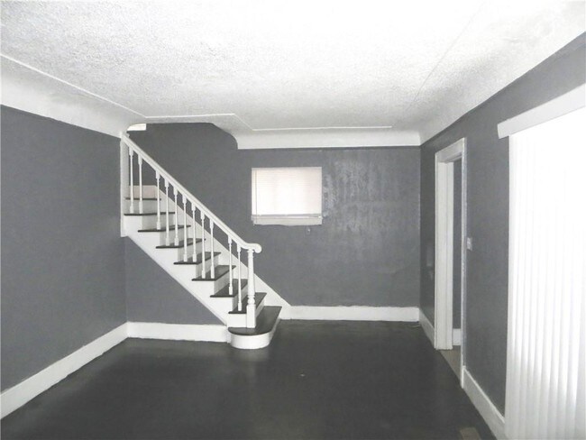 Building Photo - 16563 Muirland St
