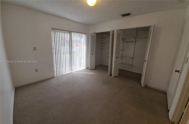 Foto del edificio - 6415 SW 129th Pl