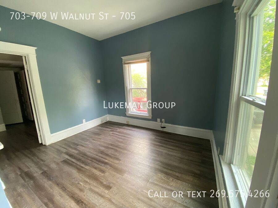 Foto principal - 705 W Walnut - 1/Bed 1/Bath Near WMU/K Col...