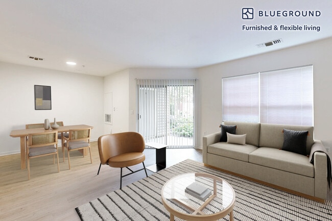 Building Photo - 1569 Onyx Dr