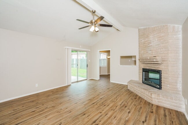 Building Photo - 12011 Pecan Meadow Dr