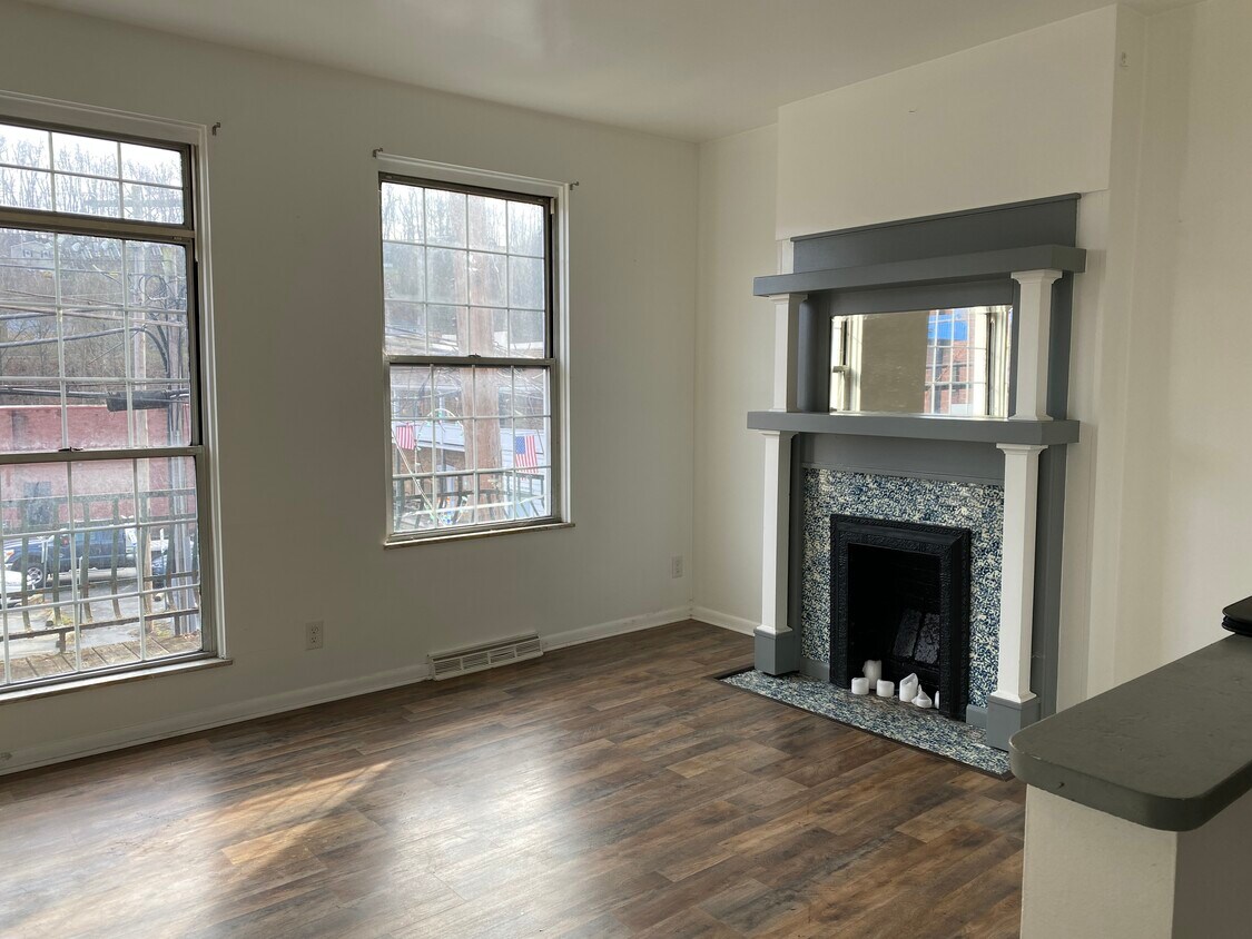 Sala de estar - 609 Main St