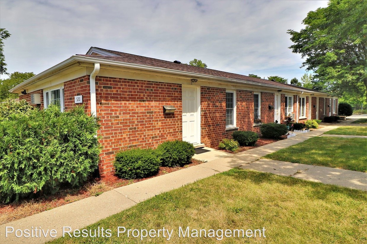 Primary Photo - 536 Biester Dr