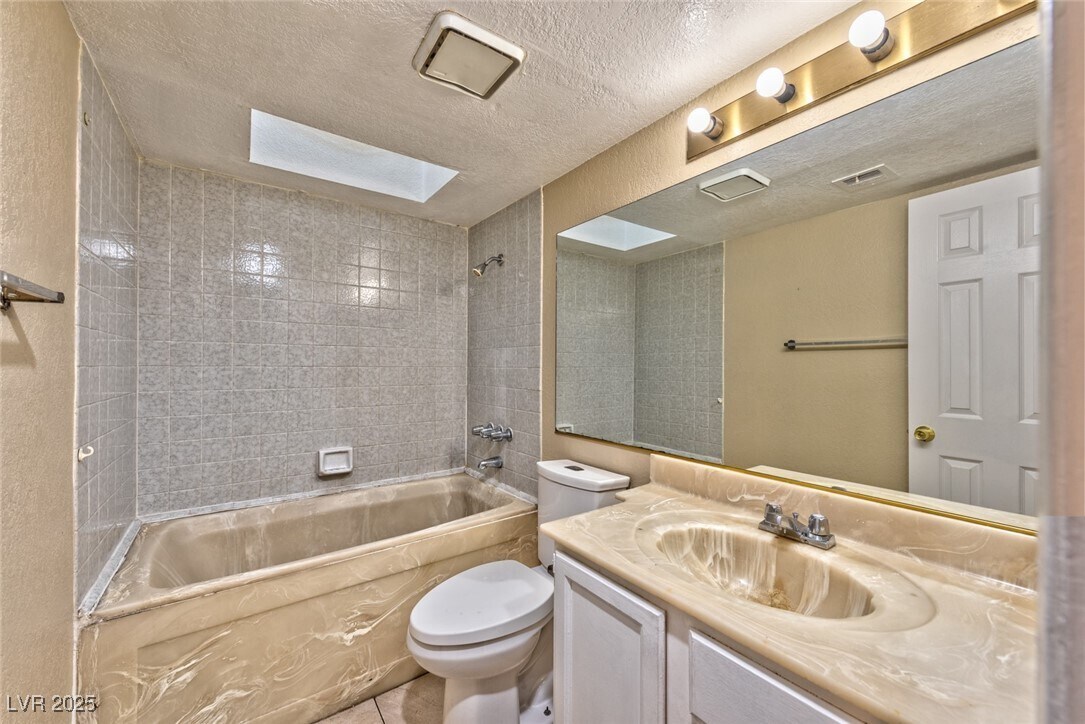 Foto del edificio - 2117 Sun Ave