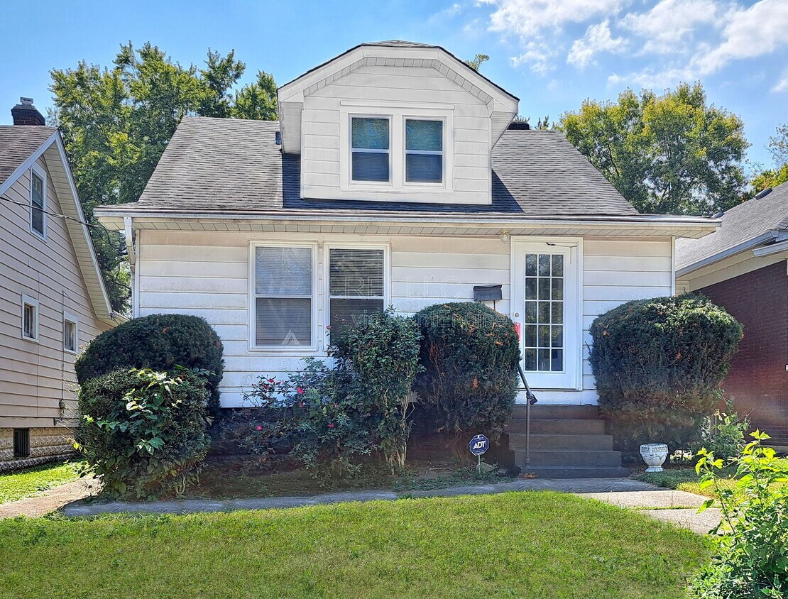 Foto principal - 4116 Larkwood Ave
