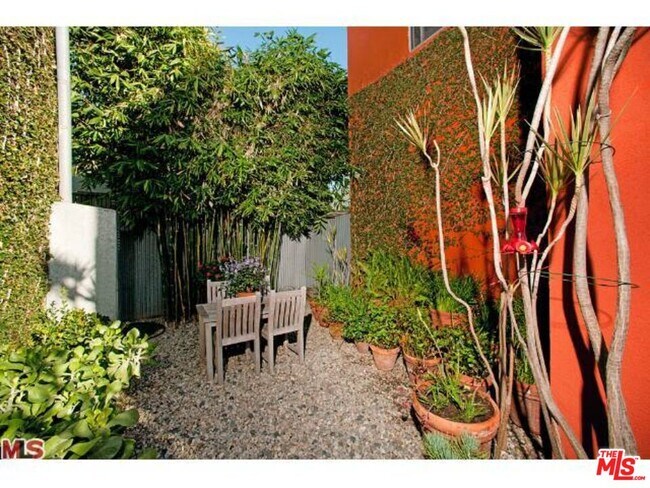 Foto del edificio - 516 Sunset Ave