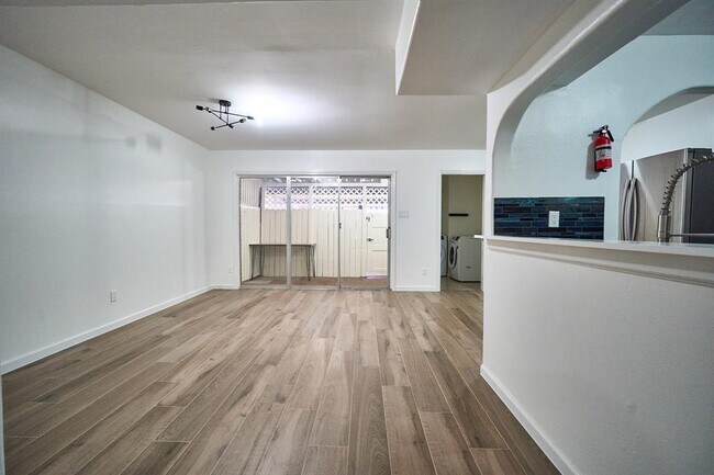 Foto del edificio - 1257 Witte Rd