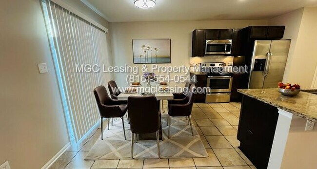Foto del edificio - LUXURY BALTIMORE TOWNHOME IN THE NORTHLAND!