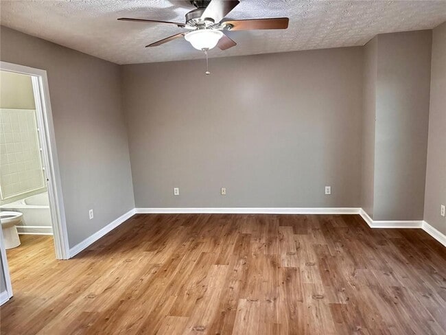 Foto del edificio - 3164 Kingswood Glen