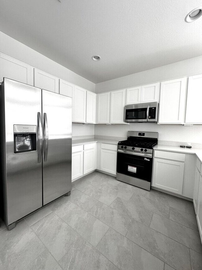 Foto del edificio - Be the $500 Off Move-In Special! First to Live Here! 5BR/3Bath Rental in Asante at Artisan!