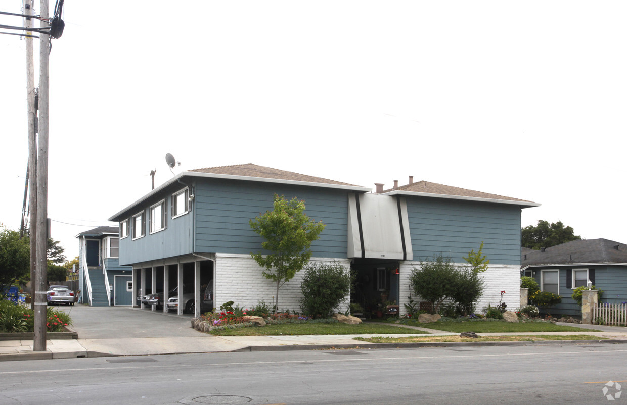 Primary Photo - Pajaro Apartments