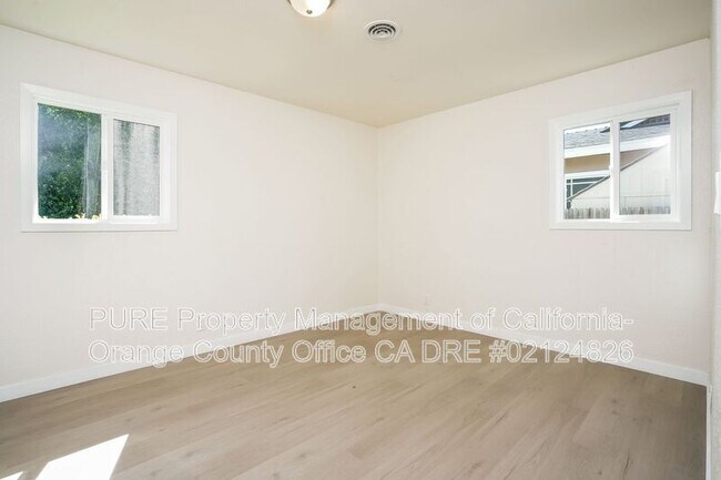 Foto del edificio - 5252 Sisson Dr