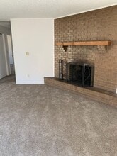 Building Photo - 3353 E Sunset St