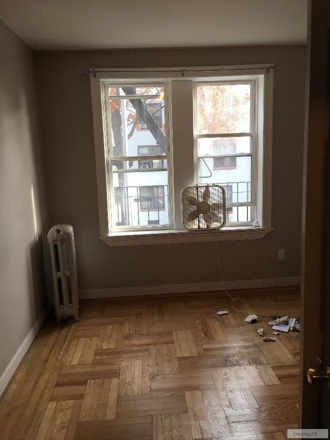 Building Photo - 2454 27th St