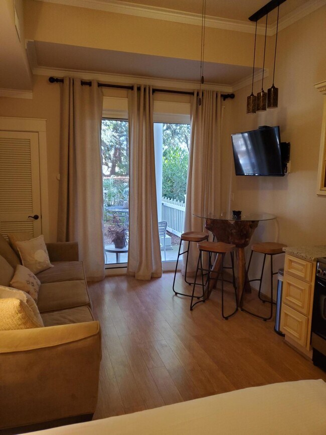Foto del edificio - 9300 Baytowne Wharf Blvd