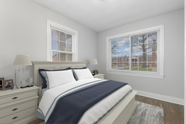 Building Photo - Heritage Green Apartments