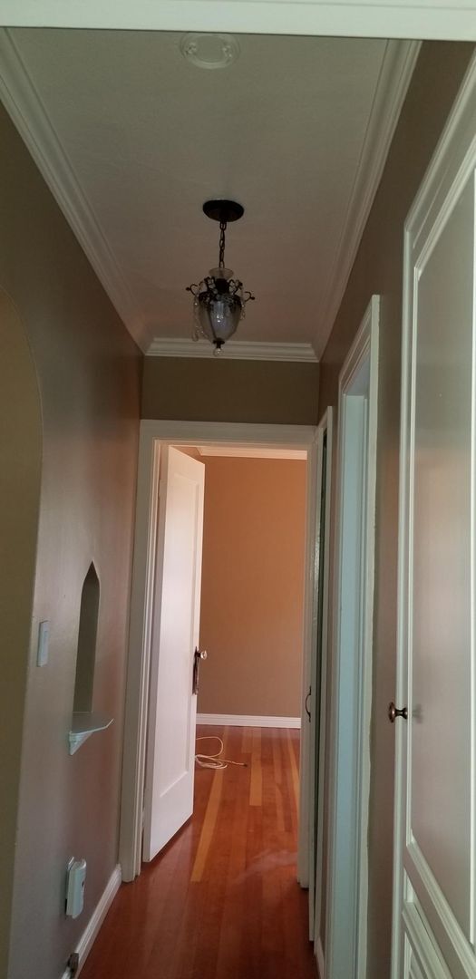 Foto del edificio - 320 S School St