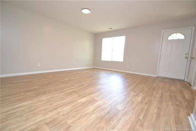 Building Photo - 824 Cumberland St