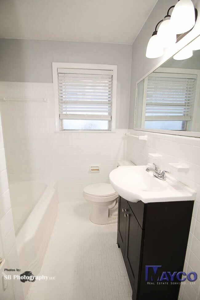 Foto del edificio - 528 Kirby Pl