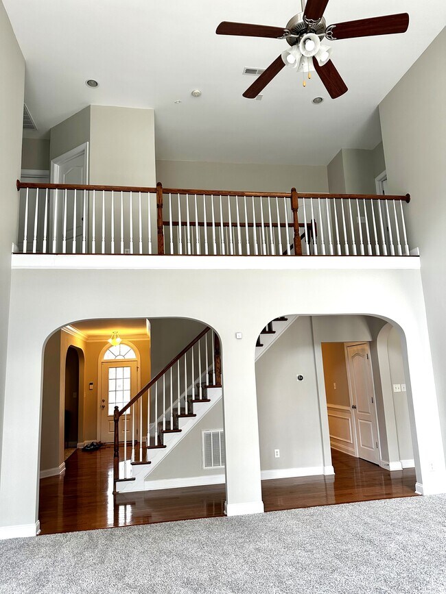 Foto del edificio - 1008 Longwillow Ct