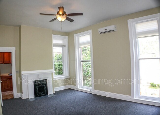 Building Photo - 511 N Ryland St