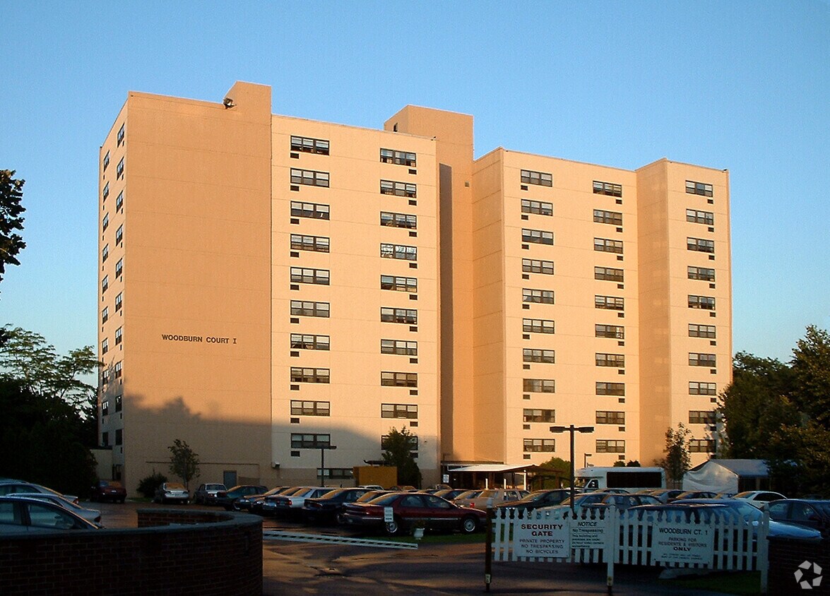 Vista desde el oeste - Woodburn Court