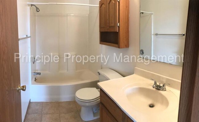 Foto del edificio - 1401 W Covington Ct