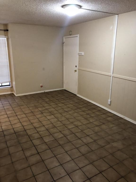 Building Photo - 10611 Starcrest San Antonio, TX 78217